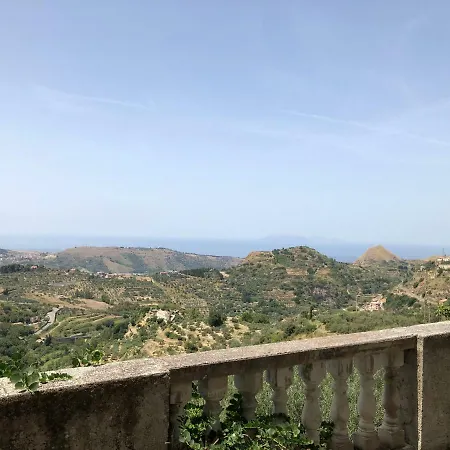 La Valle Degli Ulivi Casa vacanze Castroreale