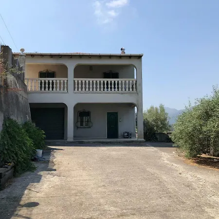 Casa vacanze La Valle Degli Ulivi *